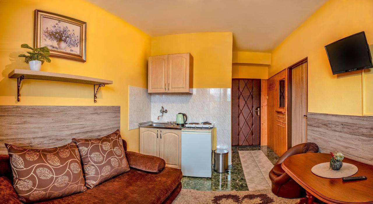 Apartmany Veverica Liptovsky Mikulas Bagian luar foto